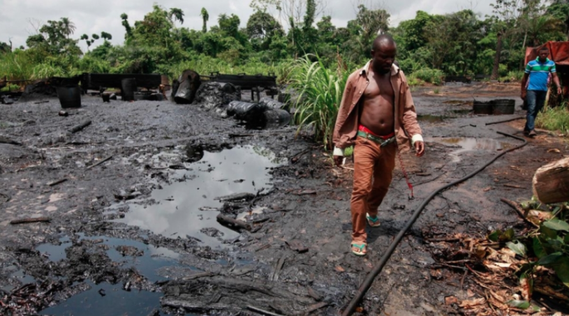 Read more about the article Oil companies touting divestment have been accused of abdicating their responsibilities in the Niger Delta after several years of poisoning the people and the environment through oil spills and gas